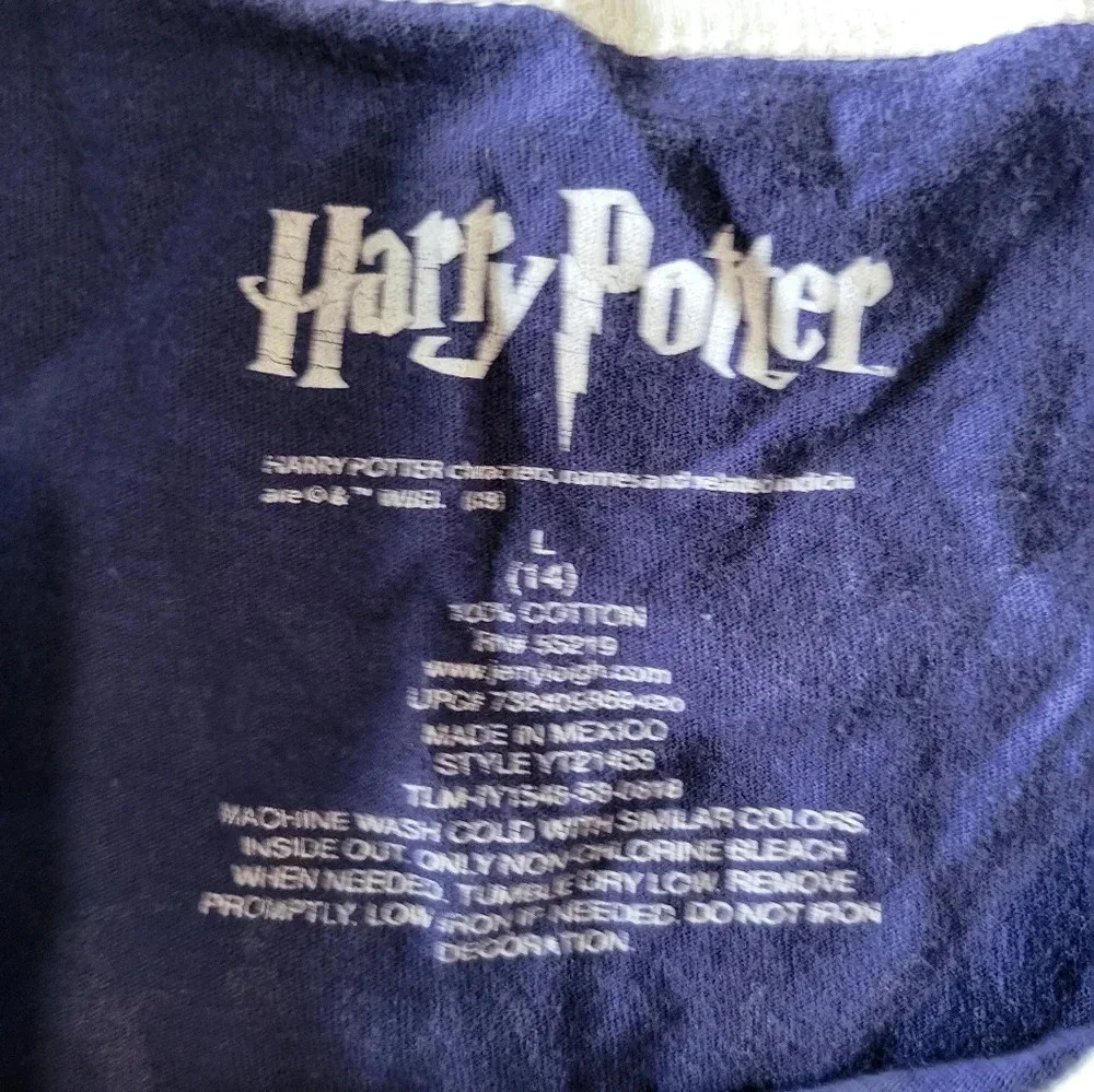 Harry Potter Long Sleeve T-shirt Girls Purple Large 14 Letter Hogwarts - Picture 2 of 3
